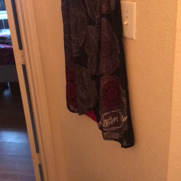 Awesome layered Dream Dream flower designer dress! - Picture 2 of 8